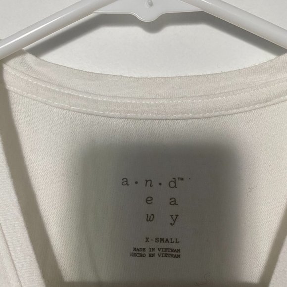 A New Day Muscle Tee - Picture 3 of 4